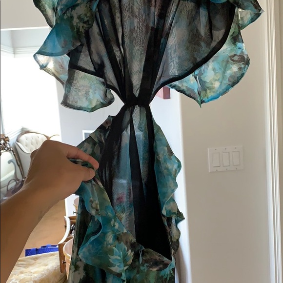 Flowy dress with cutout sides & open back. NWT - Picture 4 of 4